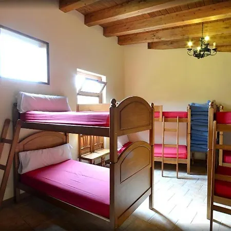 De Peregrinos El Puntido Hostel *