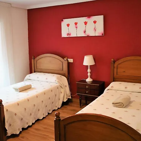 Vandrarhem Albergue De Peregrinos El Puntido